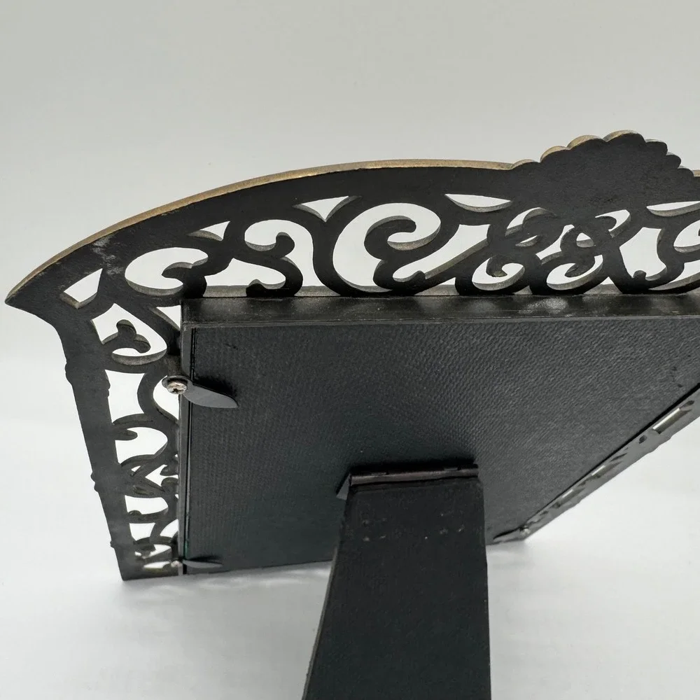 Ornate Bronze Metal Scroll Filigree Picture Frame 5x7 Tabletop Decor